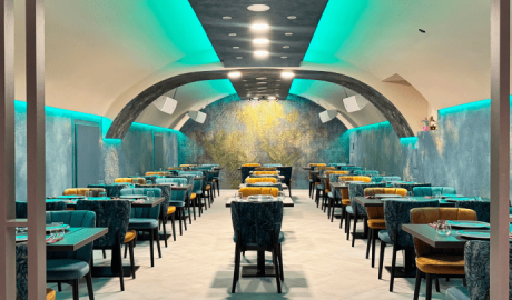 Hitchki-budapest-indian-restaurant-interior-2-690×550-1-1